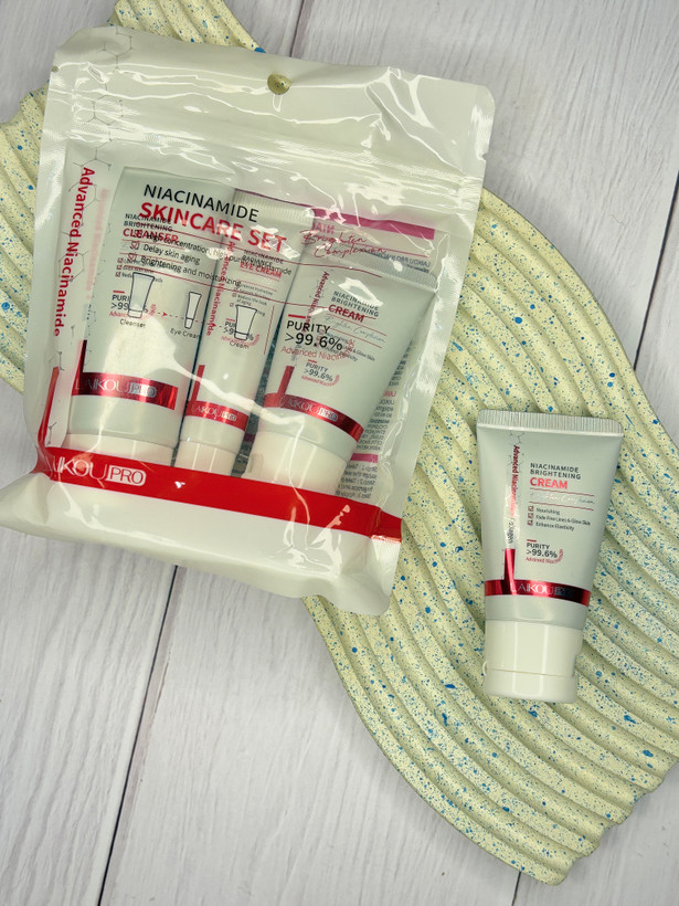 کرم ابرسان و مرطوب کننده