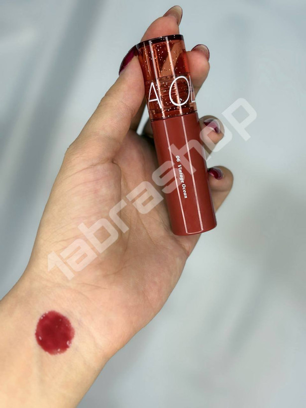 لیپ گلاس و برق لب اولیبولا Olibolla
