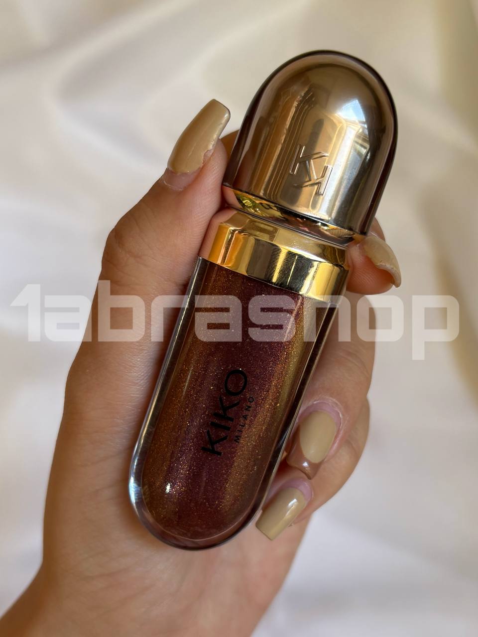 لیپ گلاس سهبعدی هیدرا کیکو میلانو شماره 44 مدل Disruptive Brown کیفیت مستر 6.5 میل (Kiko Milano)